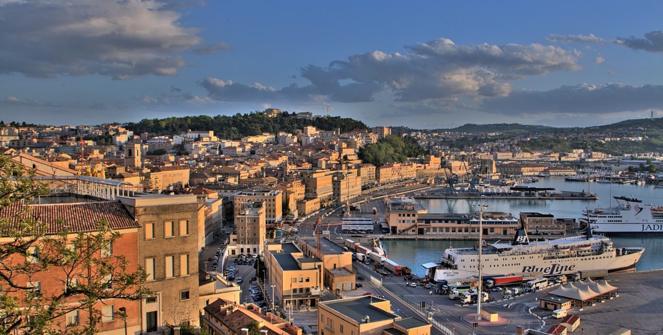 Panorama di Ancona dall'alto